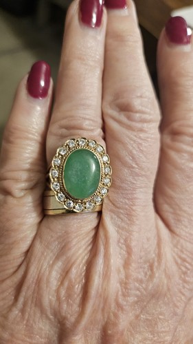 Stunning 18ct yellow gold - 18ct,