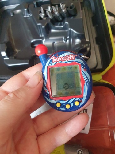 Tamagotchi connection blue - tamagotchi,