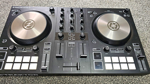 Native instruments traktor - instruments,