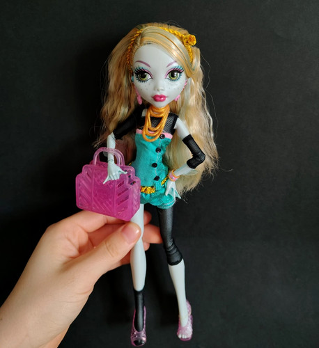 Monster high school out - high, school’s
