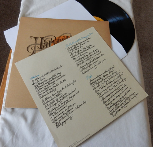 Neil young harvest reprise - young,