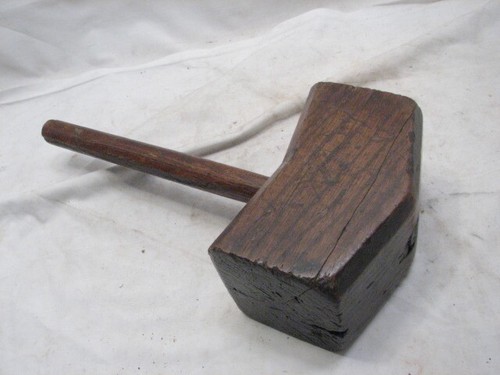 Antique oak wood carvers - oak,