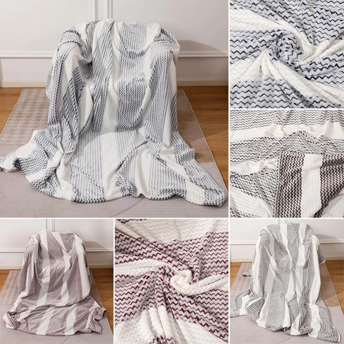 Jacquard wave throw 300 - jacquard,