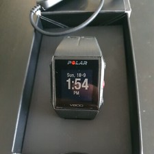 Polar V800 Bluetooth Heart Rate Monitor GPS Smart Chronograph Multi-Sports Watch