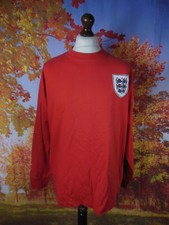 England 1966 away red Umbro Football Shirt. UK men's size XL