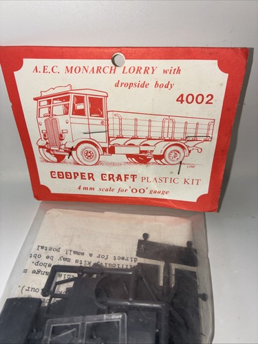 Cooper craft plastic kit 4002 - cooper,