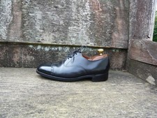 TRICKER’S BROGUES SHOES