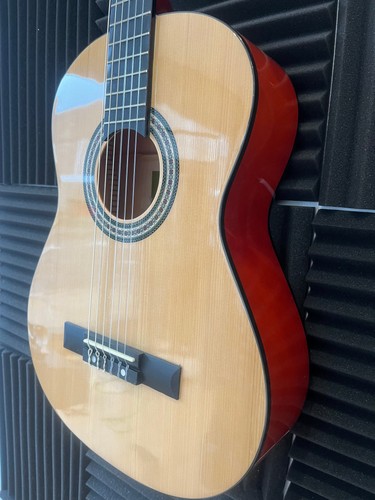 Easy play classical guitar - easy-to-play,