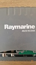 Raymarine AIS 250 - Class B