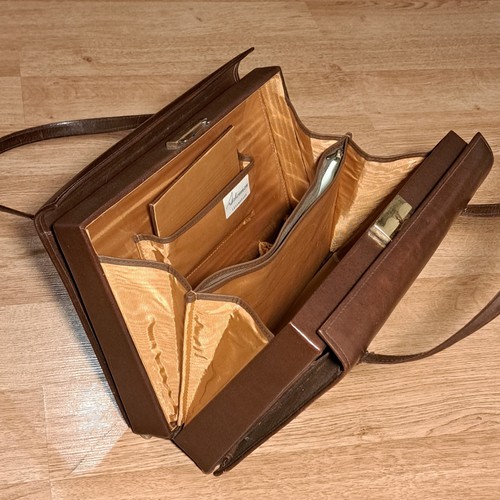 Vintage shoeman luxembourg - shoeman, of