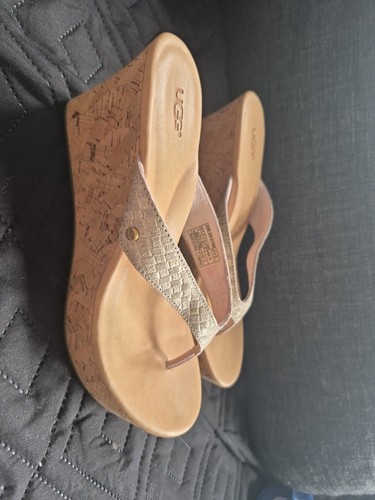 Ugg natassia cork wedge thong - cork,