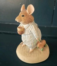 BRAMBLY HEDGE. BorderFineArts-