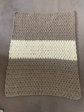 CROTCHET KNITTED CHENILLE BLANKET MINK AND CREAM 37.5 In X 30 Inches