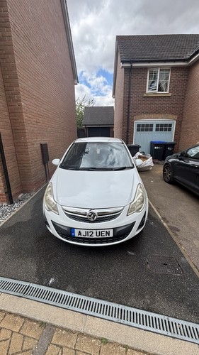 2012 vauxhall corsa door - 3,
