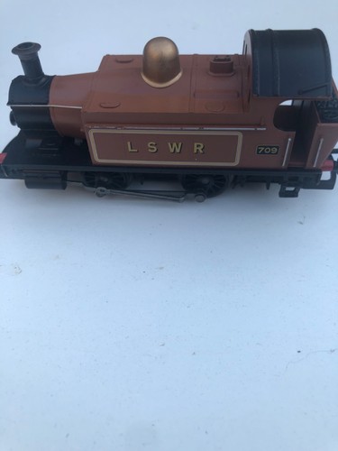Hornby tank engine - hornby, plus