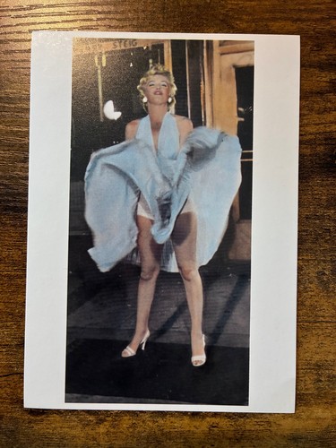 Marilyn monroe iconic - monroe, –