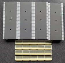 Hornby- OO Gauge Platform R460