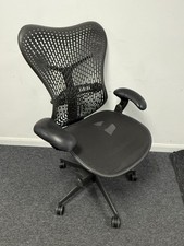 Herman Miller Mirra V1  Anthracite pellicle mesh seat Anthracite back
