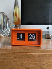 Retro Style Orange Flip Clock
