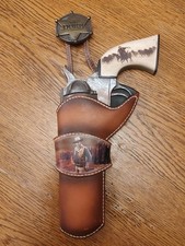 THE DUKE John Wayne Straight