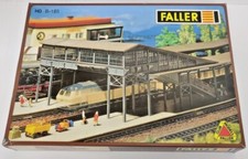 Faller B-185 Covered Passenger