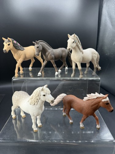 Schleich equestrian bundle - bundle, of