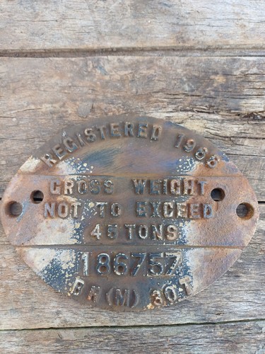 Vintage oval 1968 cast iron - oval,