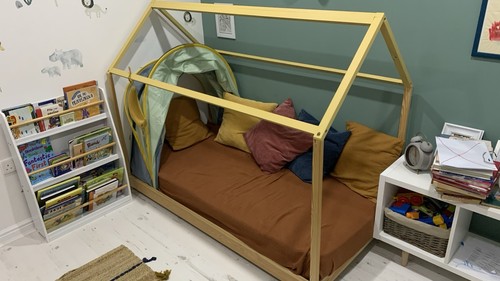 Kids bed frame house - house, shape