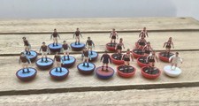19 Subbuteo Vintage 1970’s Heavyweight Spares. Including Southampton
