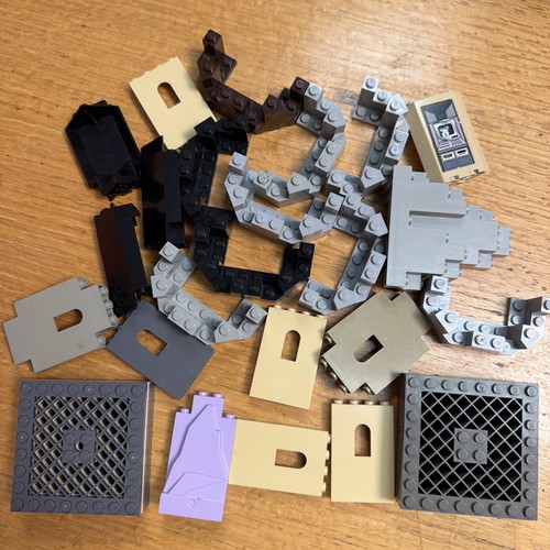 Job lot lego castle parts - of,