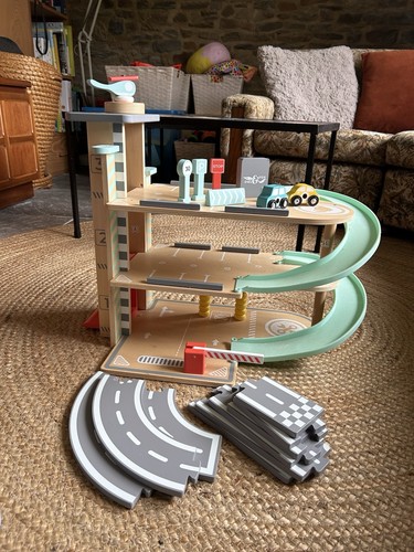 Wooden car garage - toy, kids