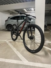 Trek Marlin 5 Hardtail Mountain Bike Black, Medium/Large