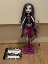 Monster High Spectra Vondergeist Doll With Bag, Pet, Diary & Stand - First Wave
