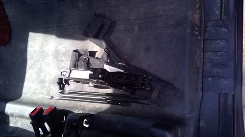 Used floor jack fits 2019 - used, fits: