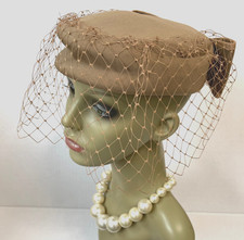 Beautiful Vintage 1950s / 1960's Beige Hat Netted  Wedding Races Formal BERMONA