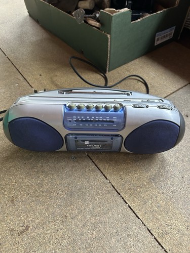 Bush src167 portable stereo - src167,