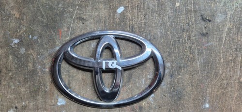 Toyota 2014 front bumper - 2014,