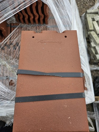 Rosemary red classic - classic, roof