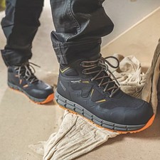 DeWalt McLaren F1 Team  North