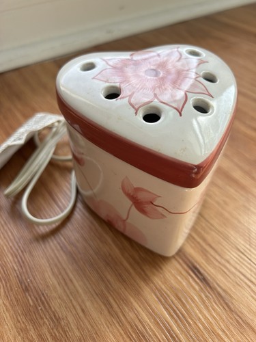 Heart shaped tart - wax, warmer