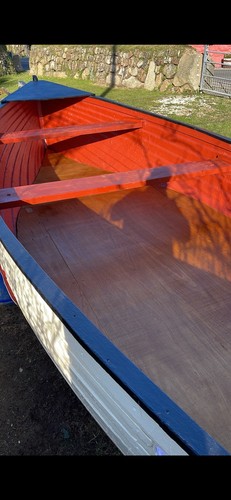 Clinker style 16ft fibreglass - clinker,