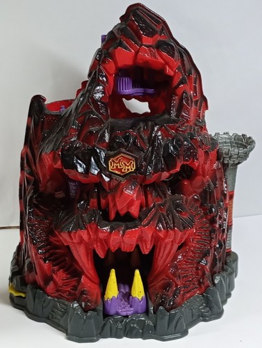 Mighty max skull - max, mountain
