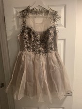 Lipsy vip feel amazing lovely Flowered Dress 14 New 