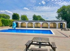 HUGE GARDEN ROOM SUMMERHOUSE OFFICE GYM SWIMMING POOL MODULAR SECTIONAL BUILDING