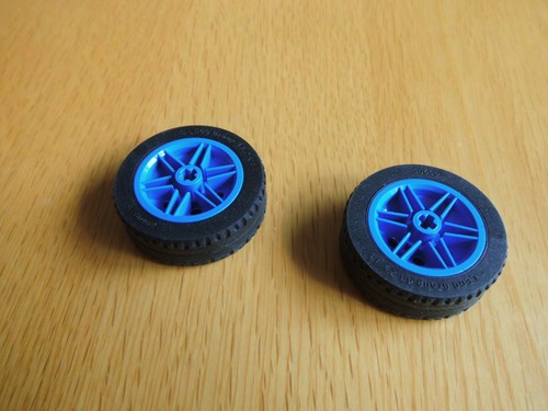Lego 56904 blue wheel - lego,