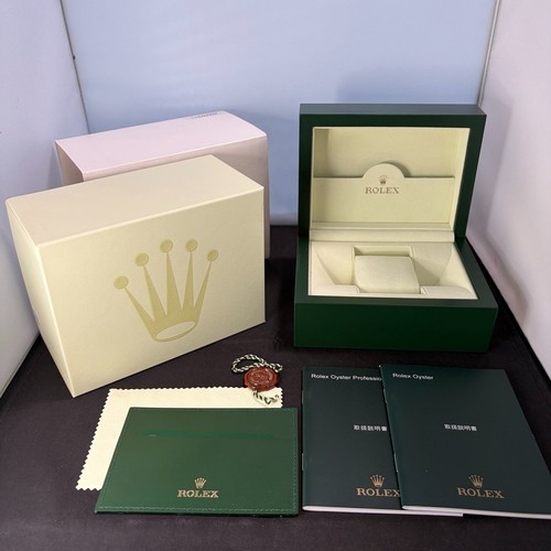 Rolex milgauss 116400gv watch - rolex,