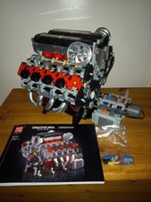 Mould King 10130 Motorised V8 Engine 2718 pieces