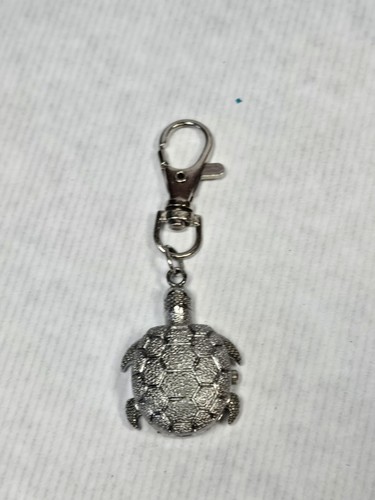 Silver toned turtle - , keyring