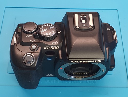 Olympus 500 8mp - e-500,