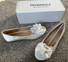 Feversole Size 4 Women’s